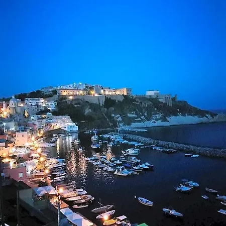 Flavio 3* Ποτσουόλι